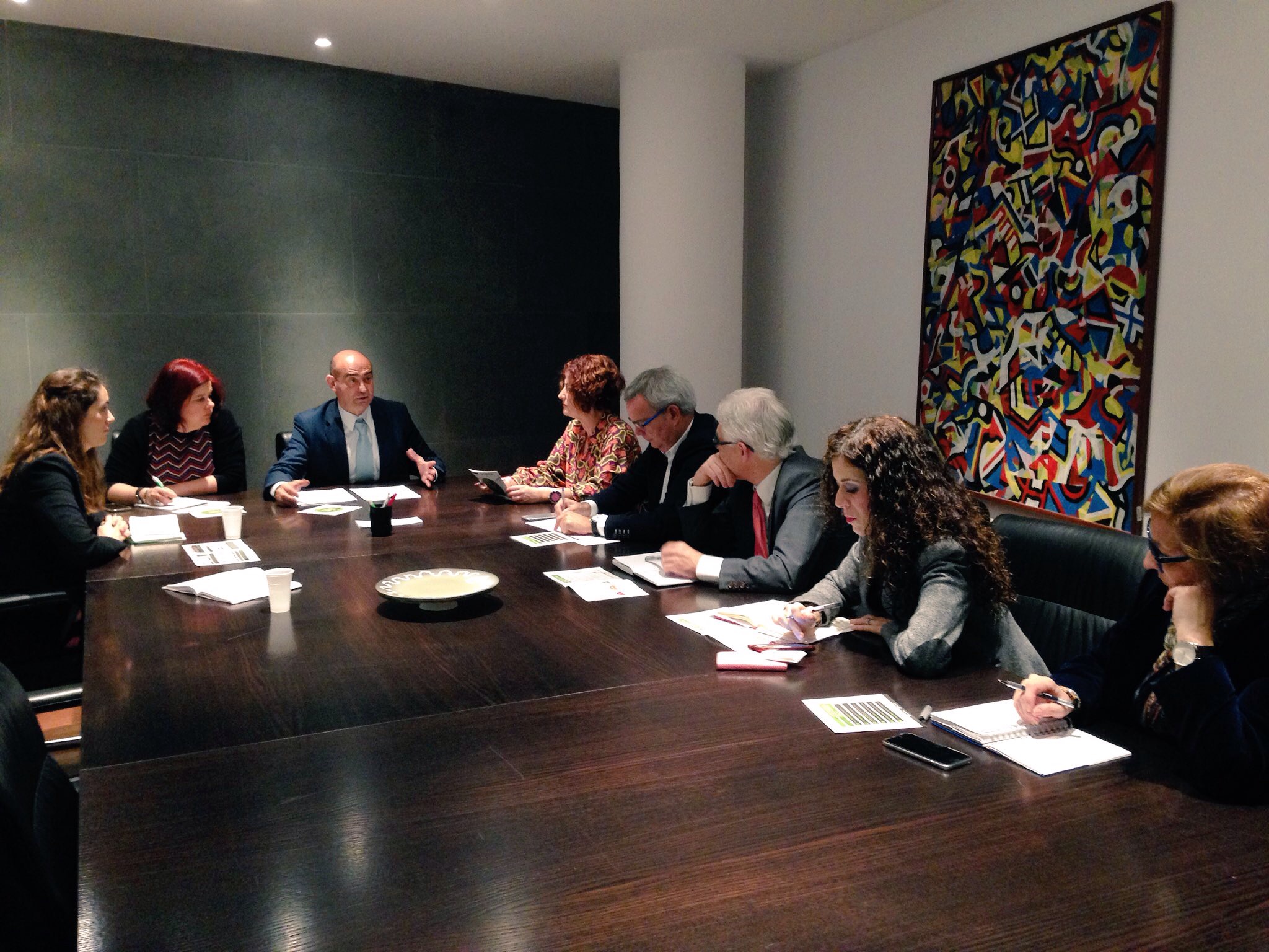 Los pacientes trasladan sus propuestas al Grupo Parlamentario Socialista