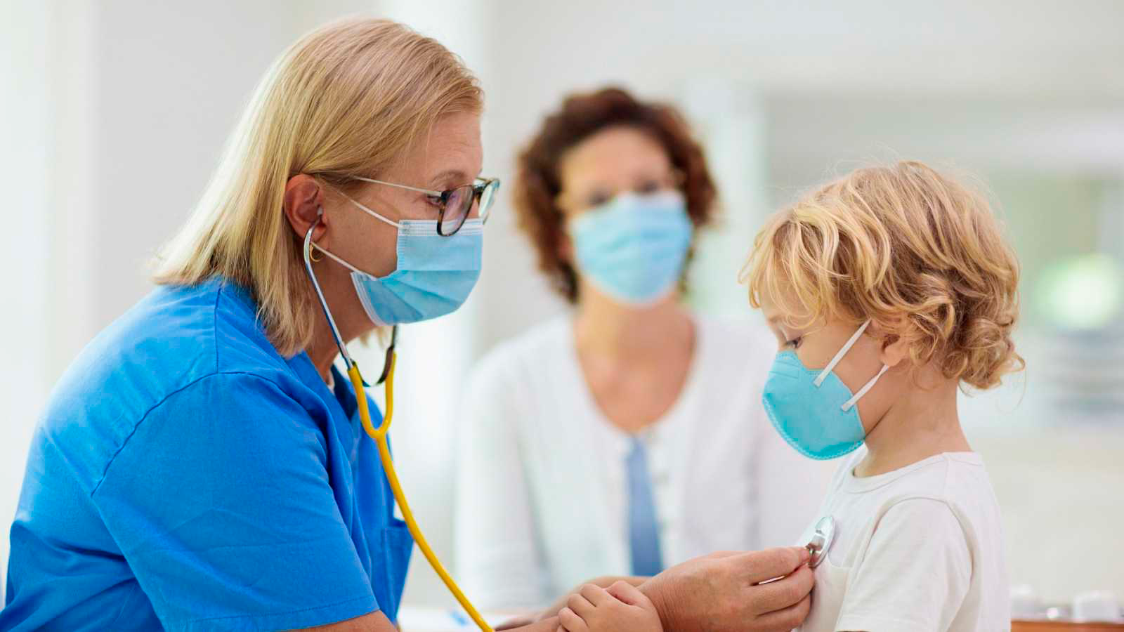 La POP reivindica el papel de la enfermera escolar para proteger y atender a los menores con enfermedades crónicas en los centros educativos